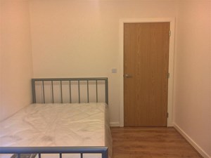 Bedroom- click for photo gallery